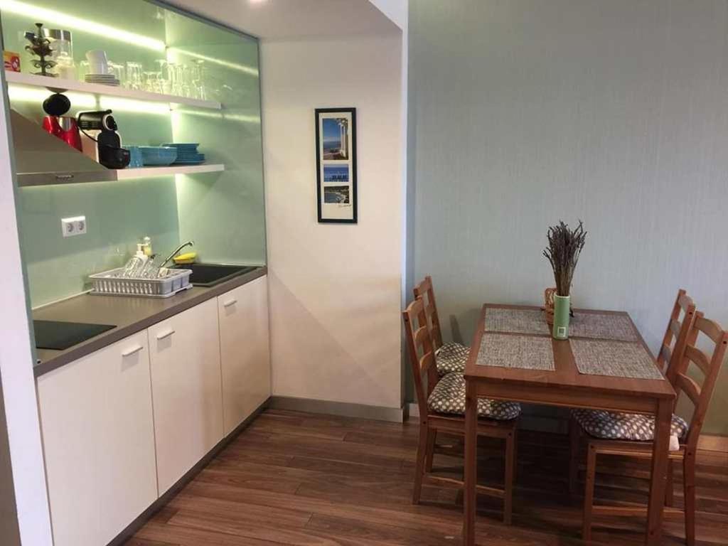 ヴァレンツァAzur Apartmanアパートメント エクステリア 写真